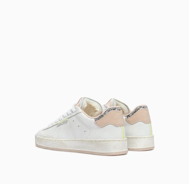 20233PP7 - SNEKERS - CRIME