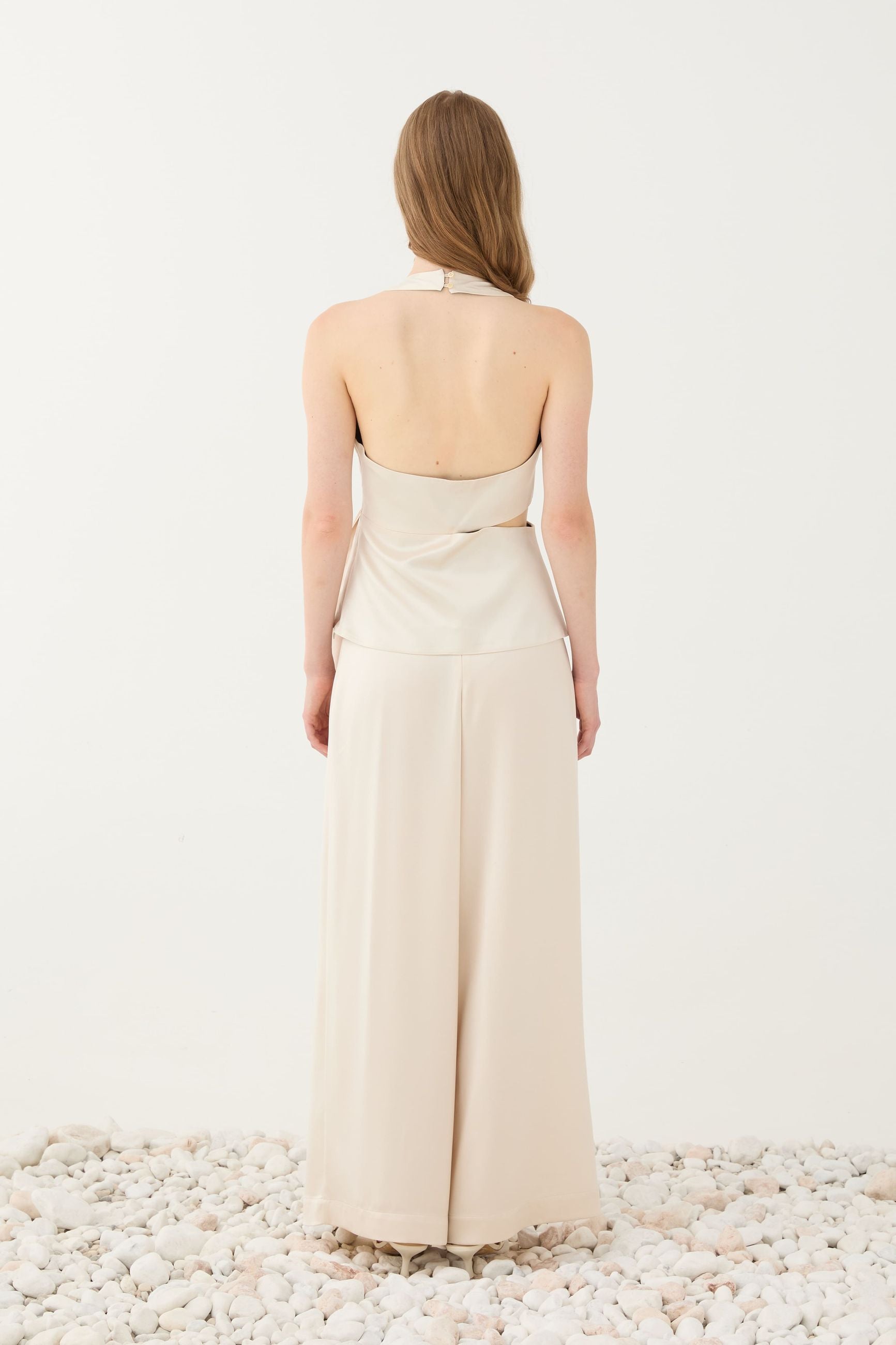 ss260348 - top - ELEH