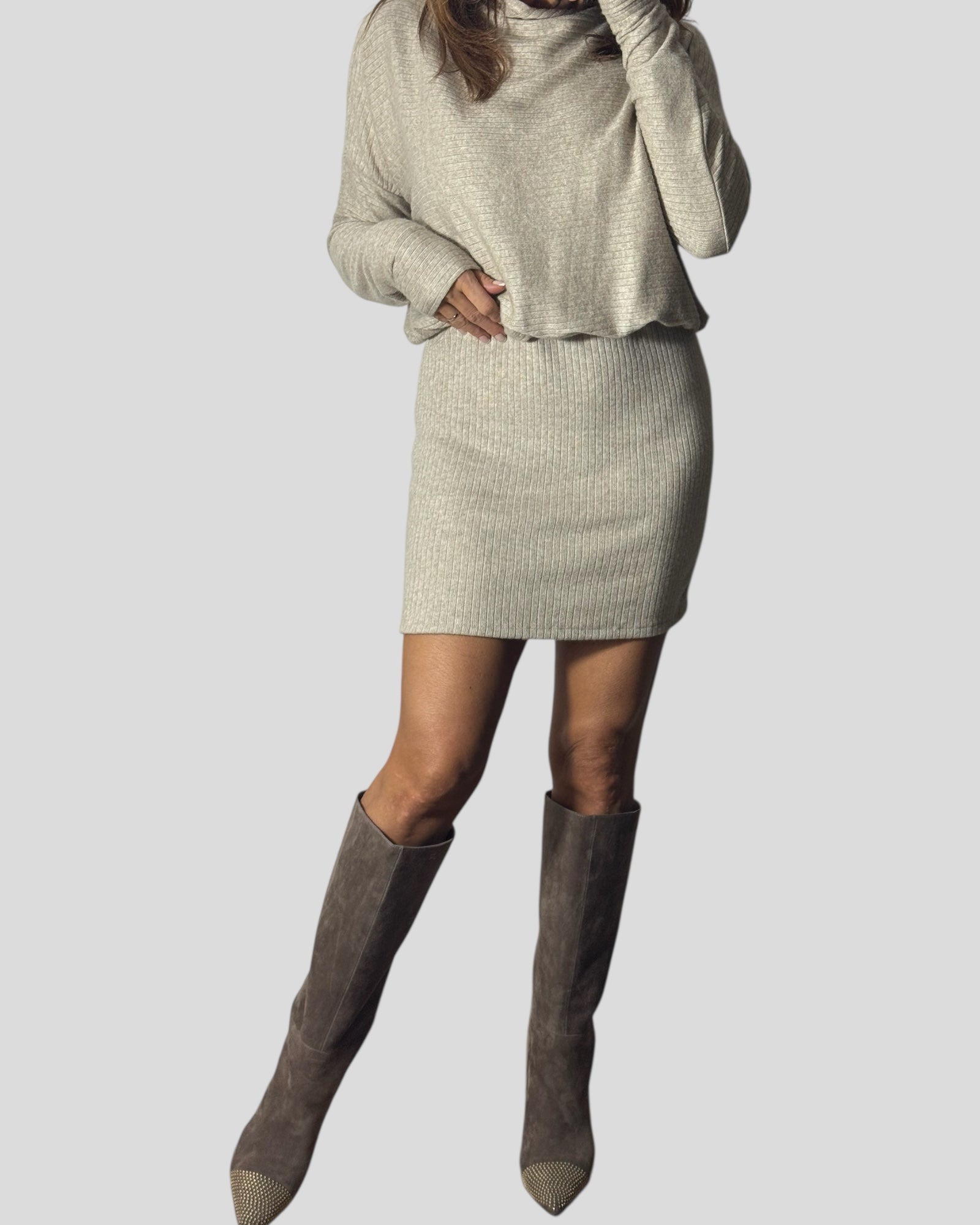 ama-p104 - Abiti - HAVEONE