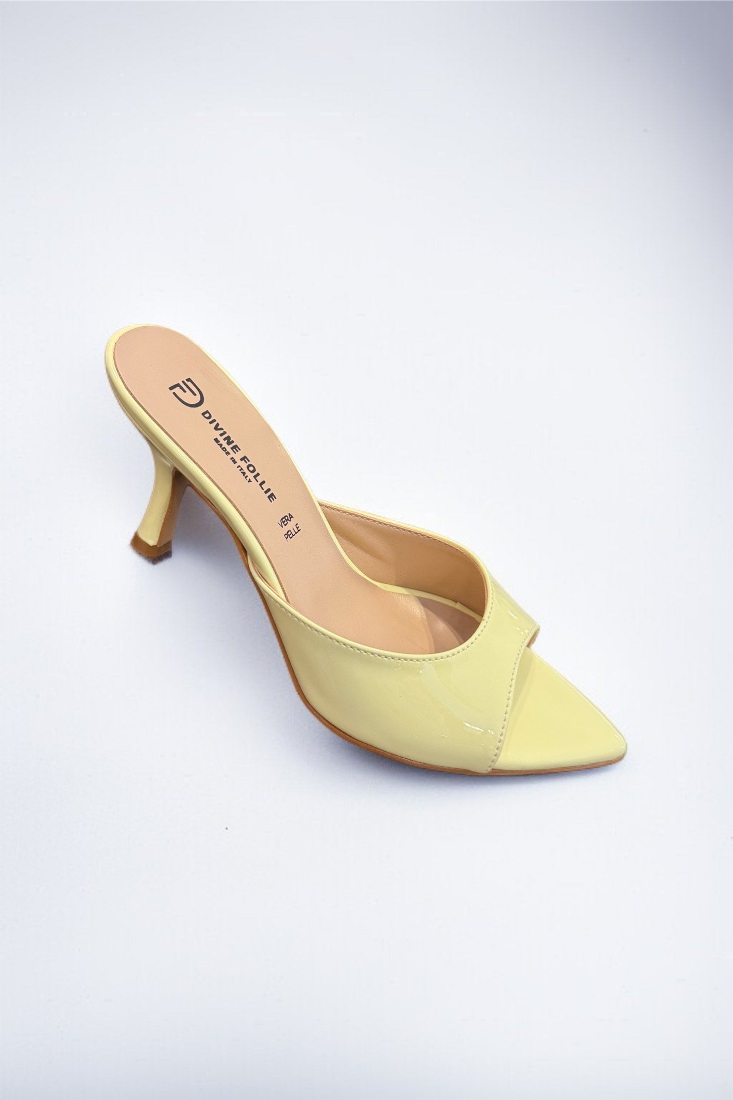 p0700v - Scarpe - DIVINE FOLLIE
