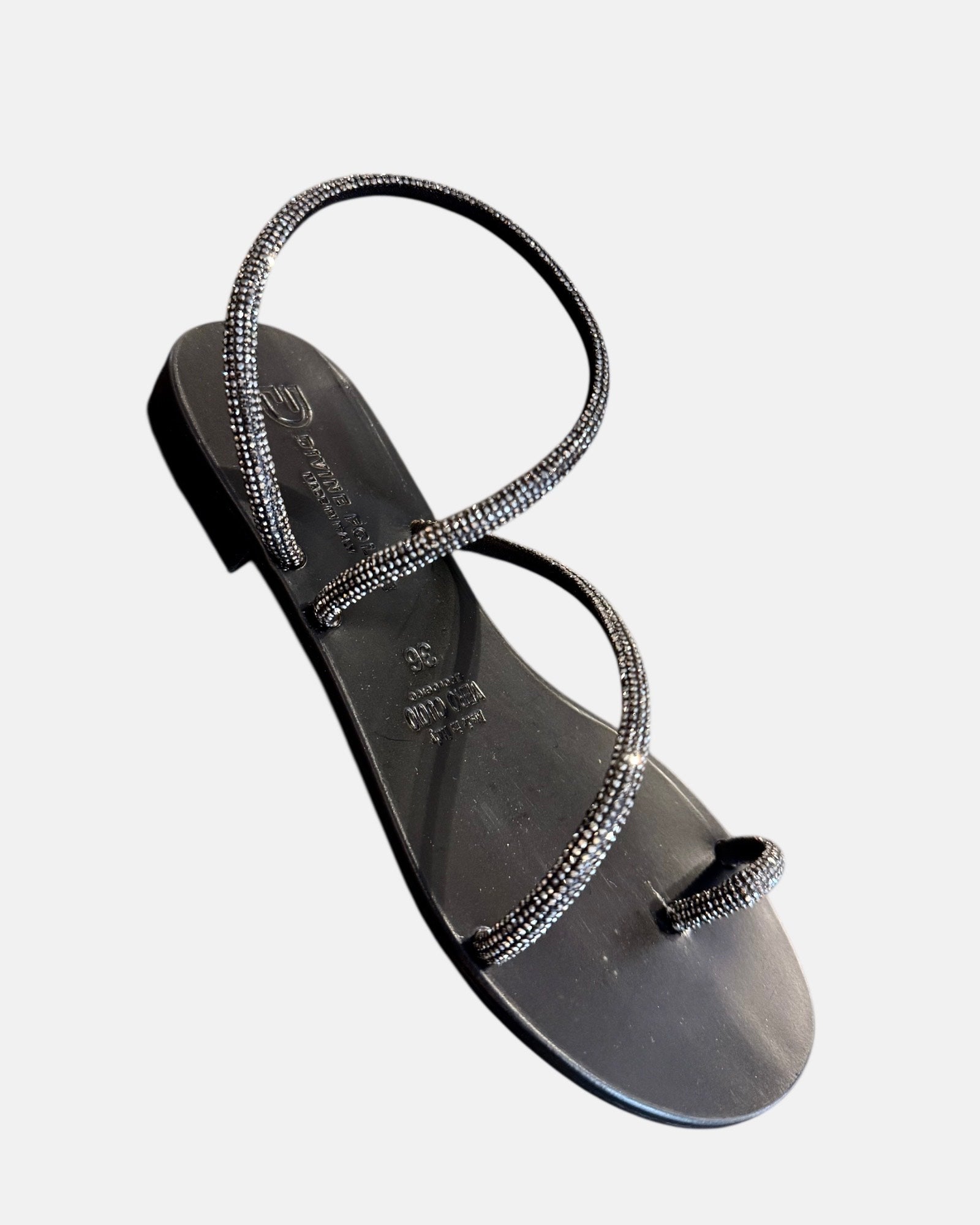 E042 - Scarpe - DIVINE FOLLIE