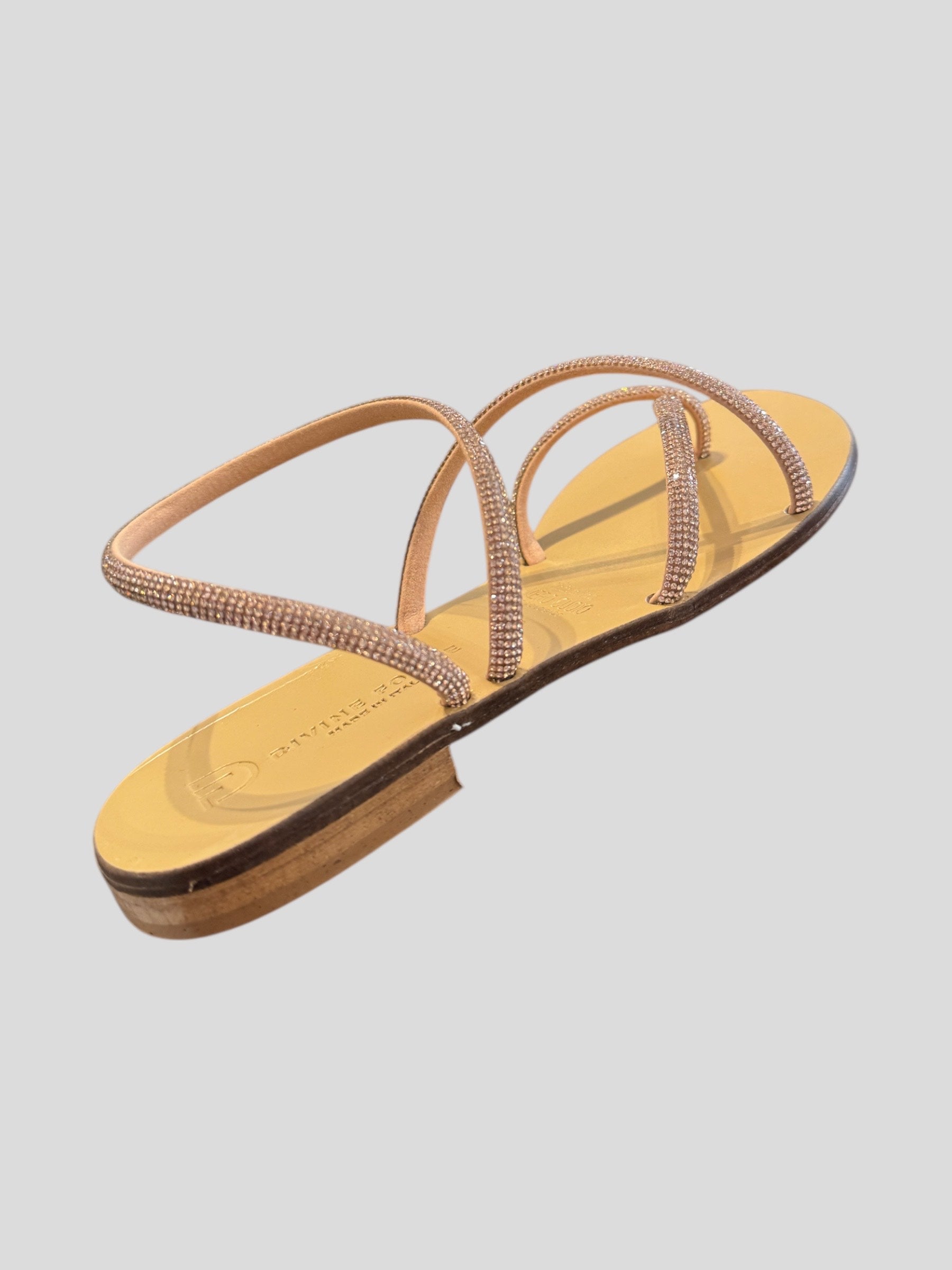E030 - Scarpe - DIVINE FOLLIE