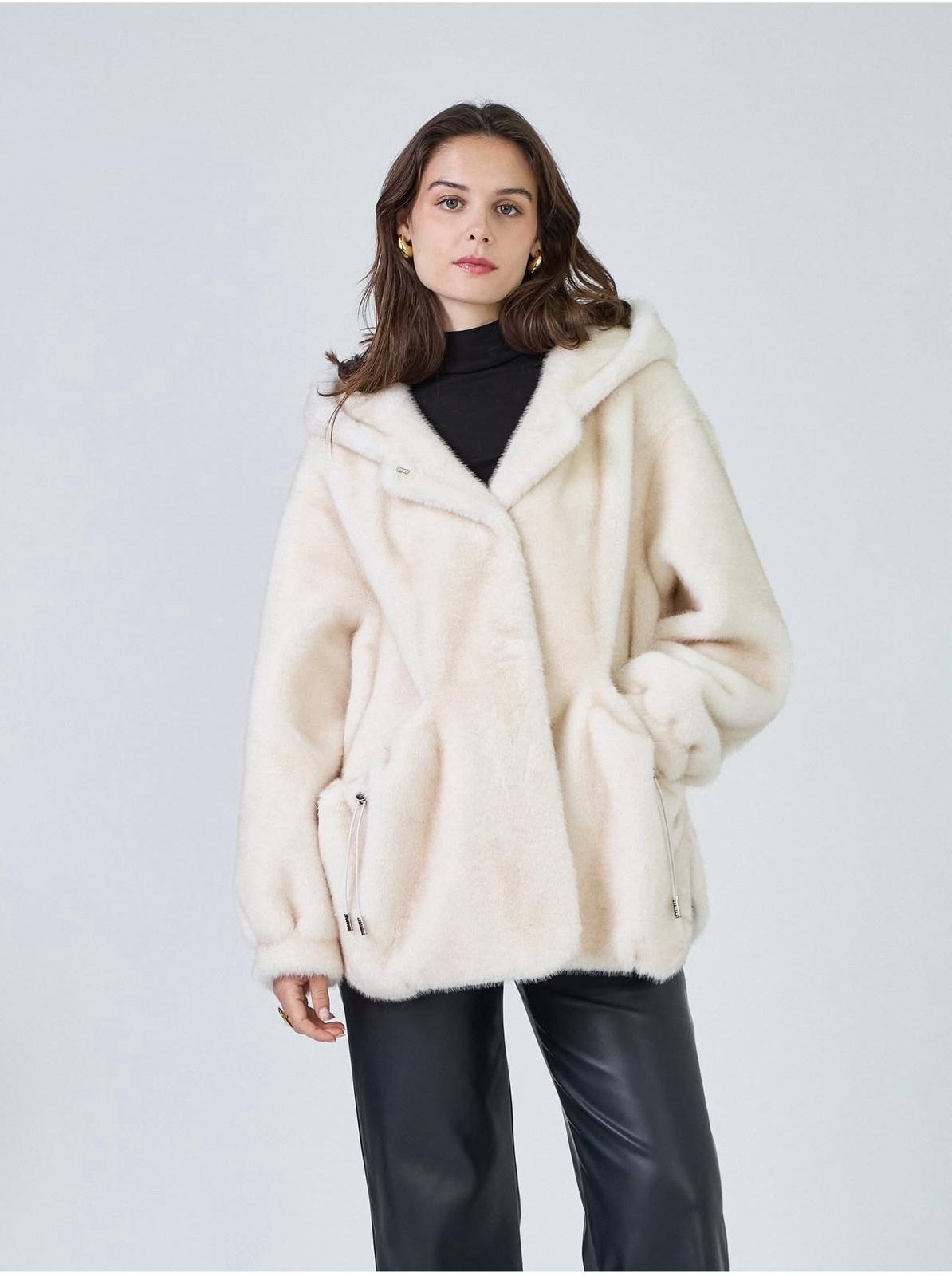 SELENA - pelliccia - GIOVANNI PARIS